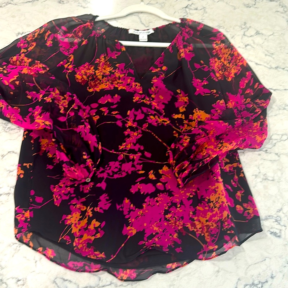 Diane Von Fursenberg silk top.  Size P